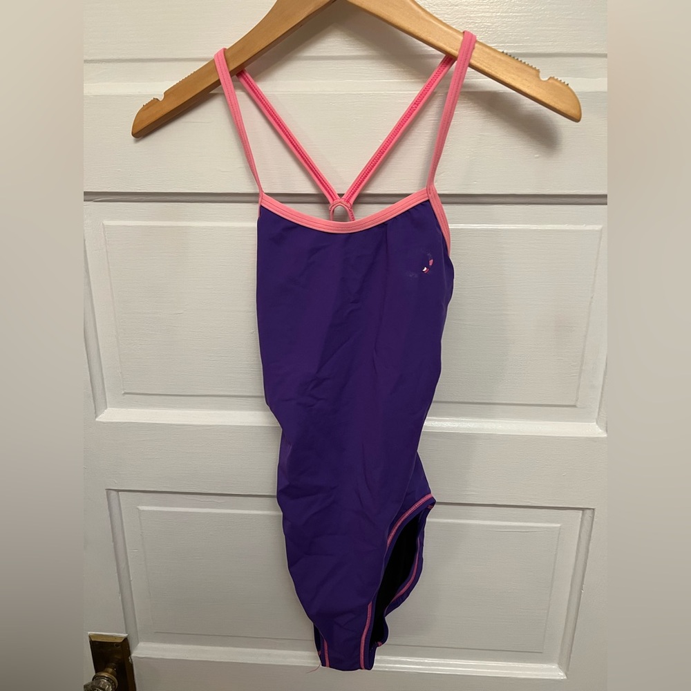 Q swimwear swimsuit